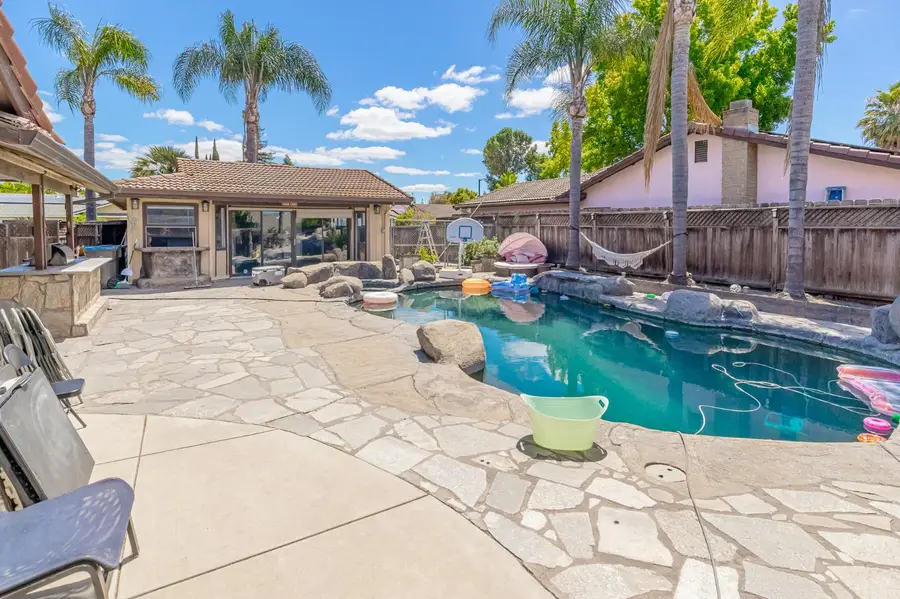 1602 Venetian Drive, Stockton, CA 95207 - #2