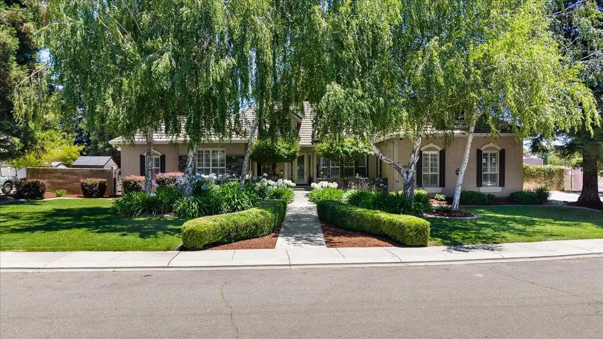 9900 Country Oak Court, Oakdale, CA 95361 - #1