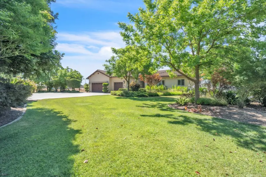 8654 Bradshaw Road, Elk Grove, CA 95624 - #3