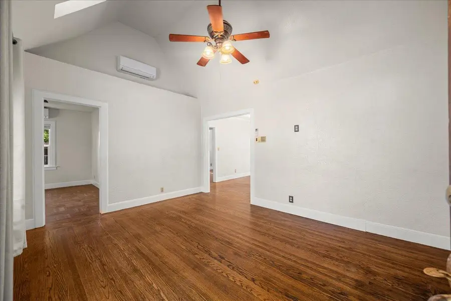 3723 E Pacific Avenue, Sacramento, CA 95820 - #3
