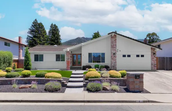 8 Mirango Court, Clayton, CA 94517