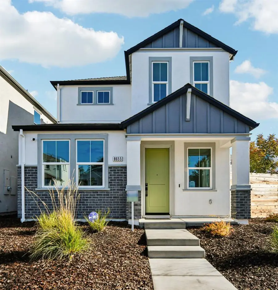 8631 Starburst Way, Sacramento, CA 95823 - #2