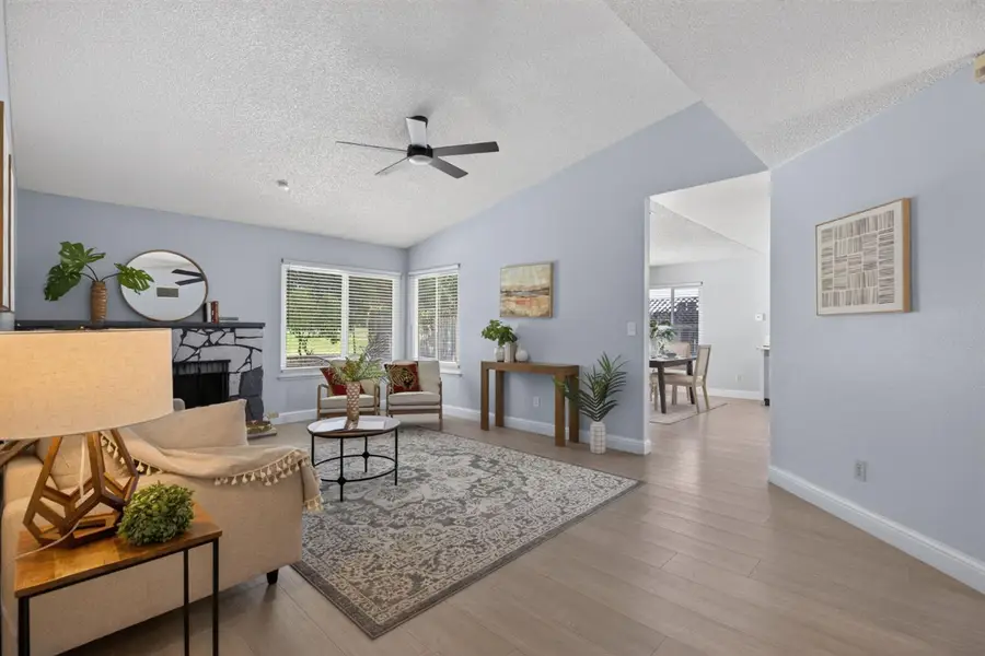4420 Oxwood Drive, Sacramento, CA 95826 - #3