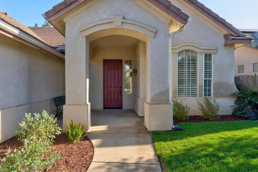 2747 Austin Avenue, Clovis, CA 93611 - #2