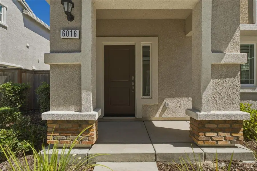 6016 San Rafael Lane, Roseville, CA 95747 - #2