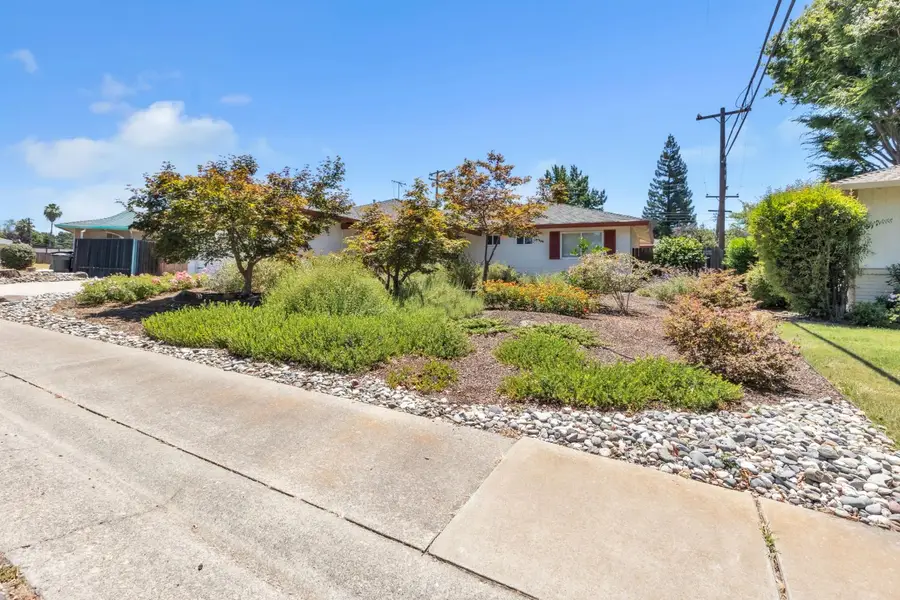 6224 Saint James Drive, Carmichael, CA 95608 - #3