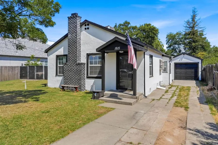 1815 Kenwood Street, Sacramento, CA 95815 - #2