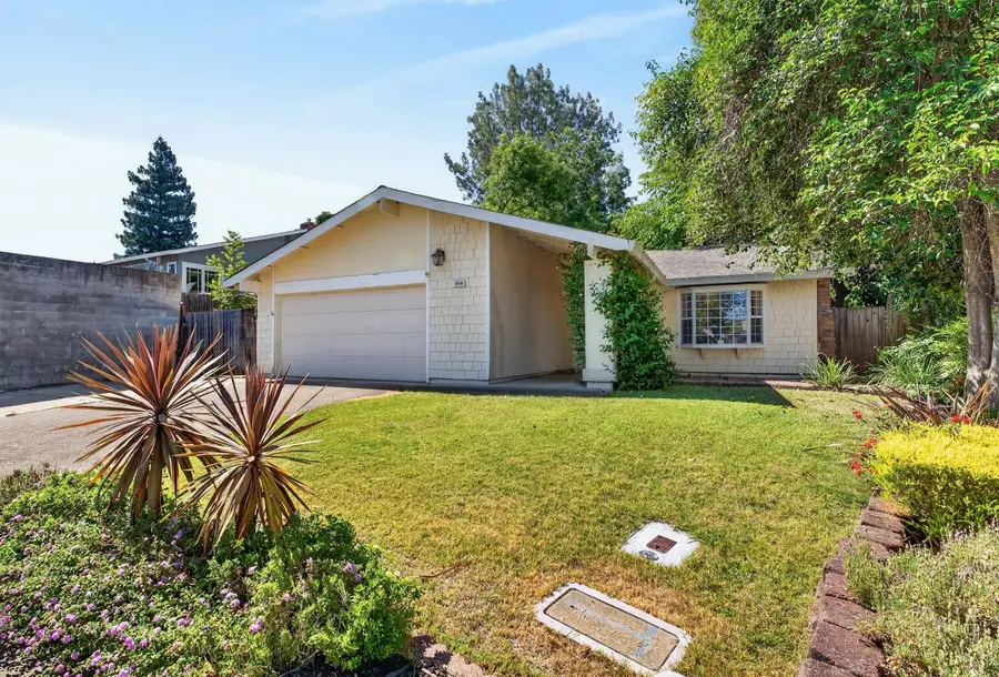 8408 N Star Way, Orangevale, CA 95662 - #2