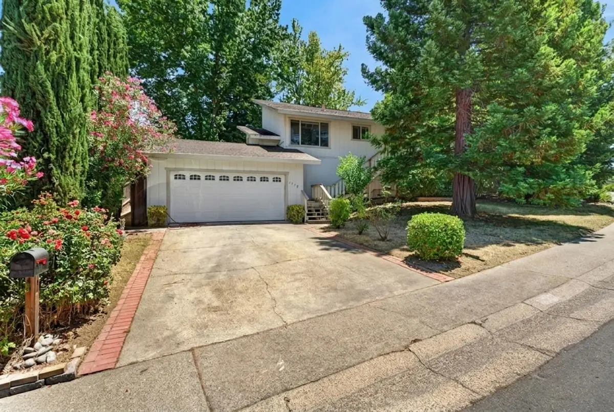 6712 Thunderhead Circle, Orangevale, CA 95662 - #1