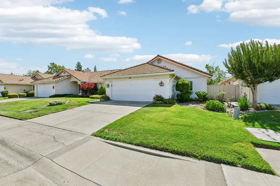 8101 Arroyo Vista Drive, Sacramento, CA 95823 - #2