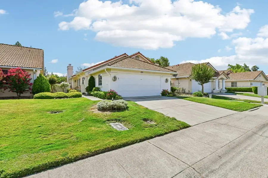 8101 Arroyo Vista Drive, Sacramento, CA 95823 - #3