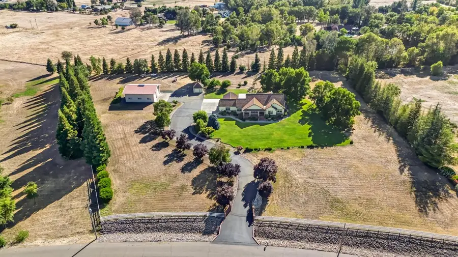 12040 Green Road #South, Wilton, CA 95693 - #2