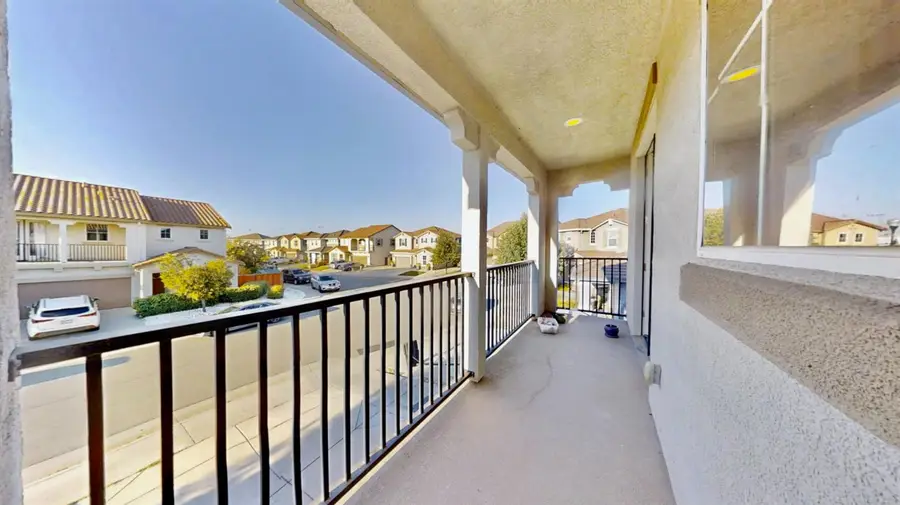 2220 Castle Pines Way, Roseville, CA 95747 - #3