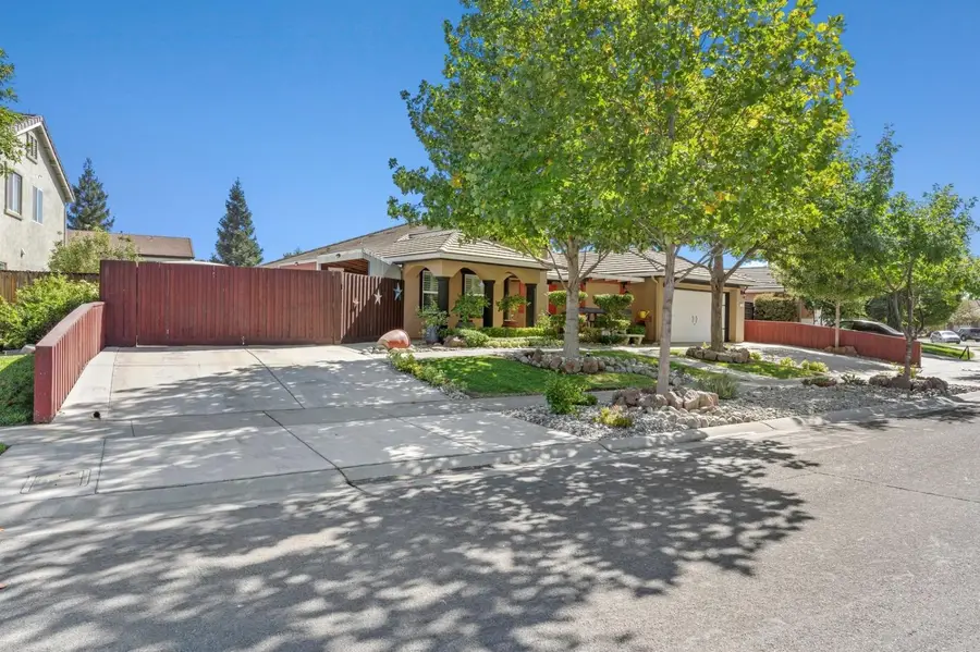 1707 Guildford Way, Plumas Lake, CA 95961 - #3