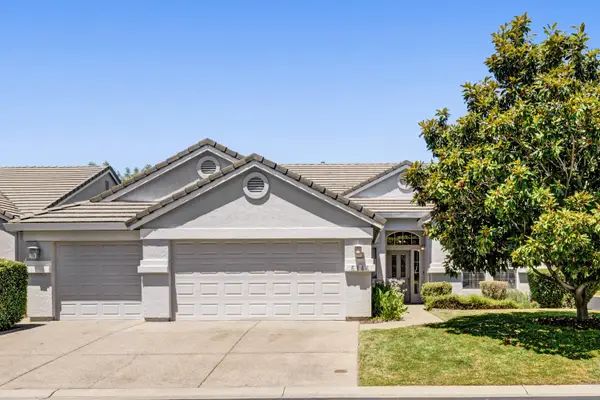5144 Whisper Oaks Lane, Carmichael, CA 95608