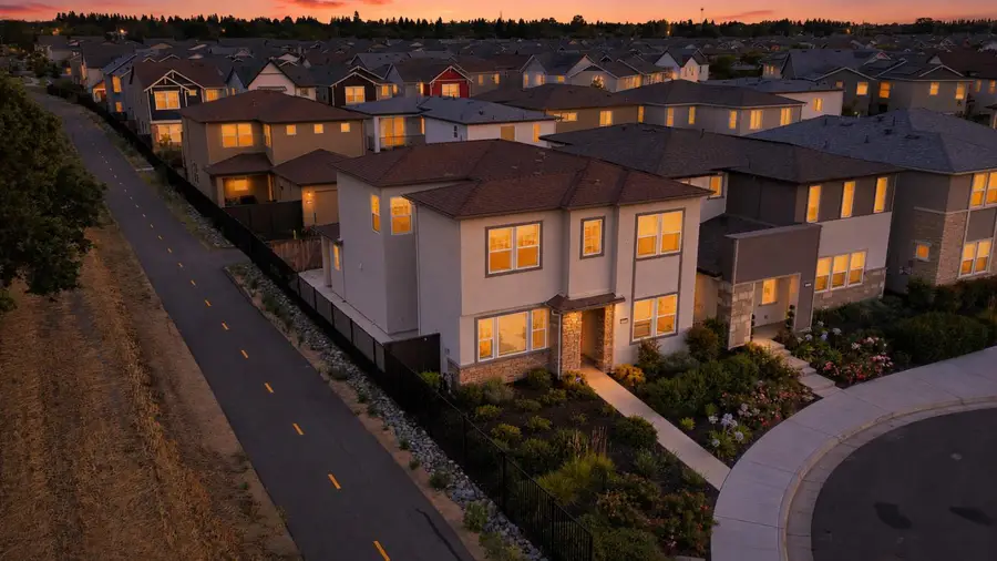 2800 High Tide Avenue, Sacramento, CA 95833 - #2