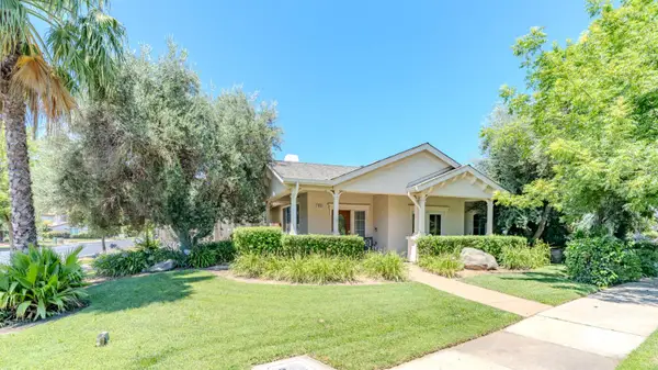 1892 Parkside Way, Oakdale, CA 95361