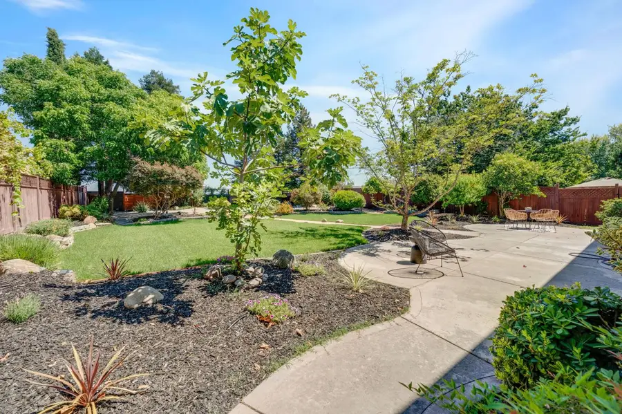 3277 Mount Tamalpais Drive, Roseville, CA 95747 - #3