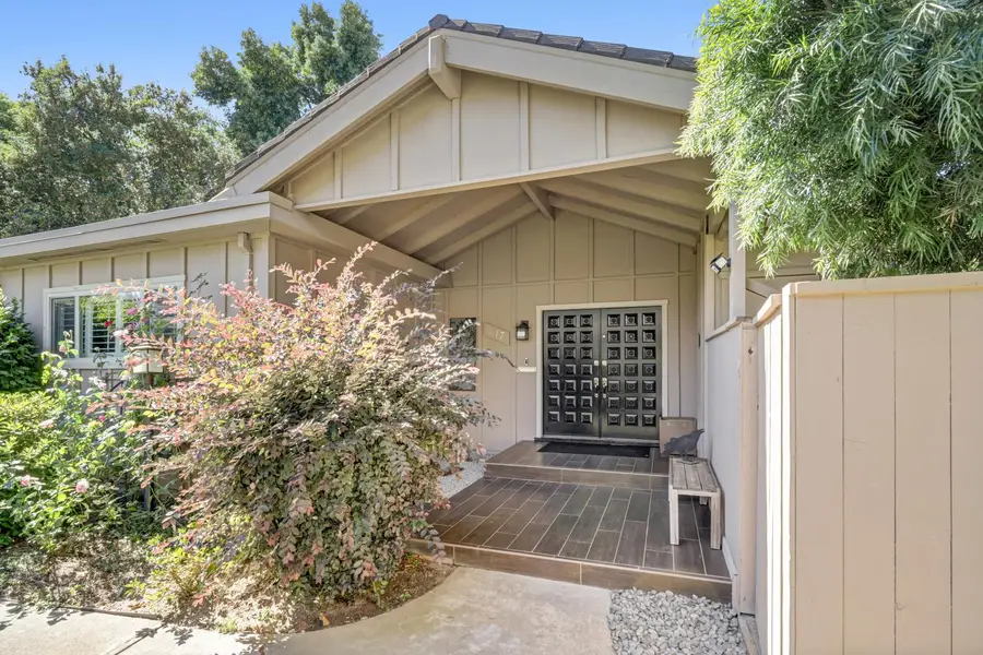 817 Commons Drive, Sacramento, CA 95825 - #2