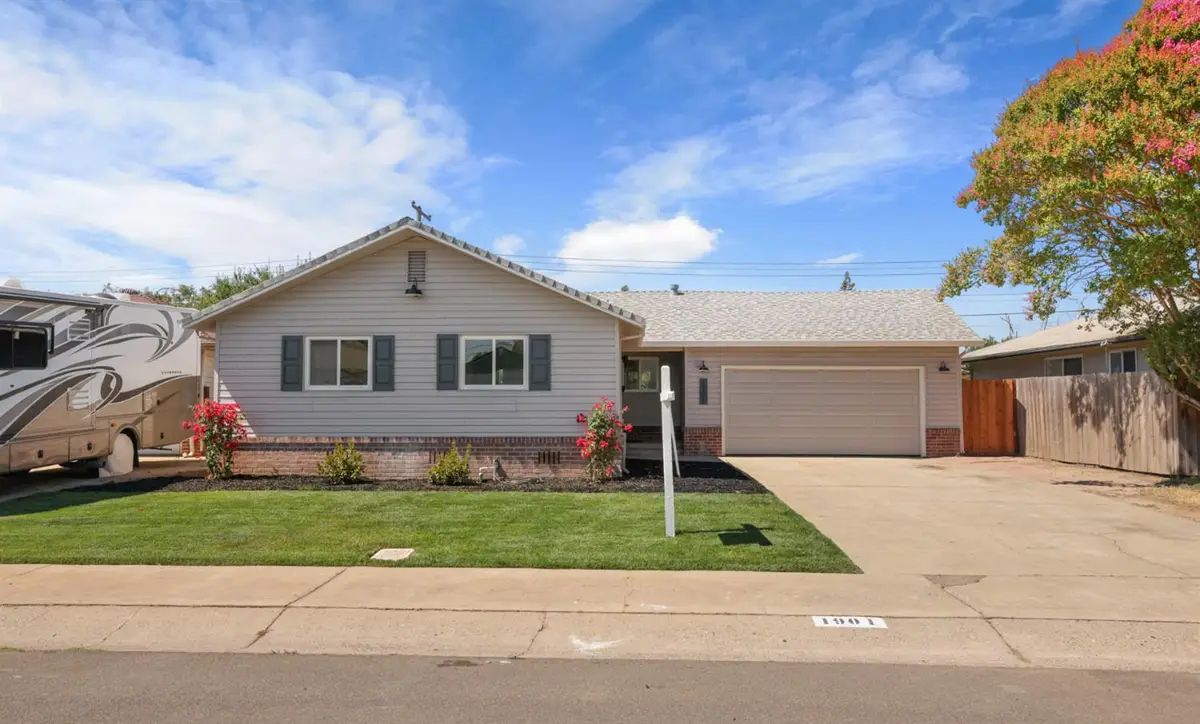 1901 W Locust Street, Lodi, CA 95242 - #1