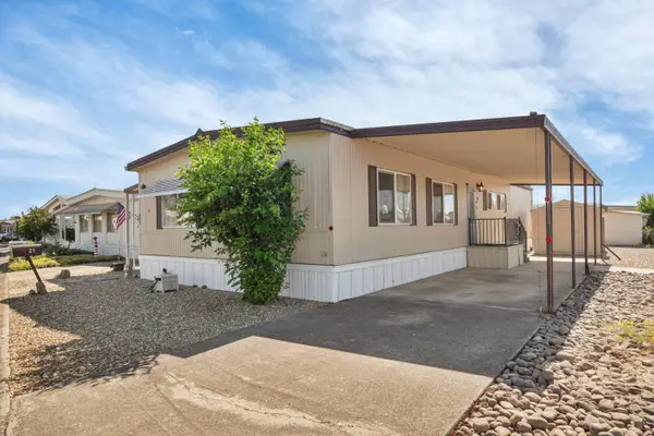 11662 N Ham Lane #21, Lodi, CA 95242