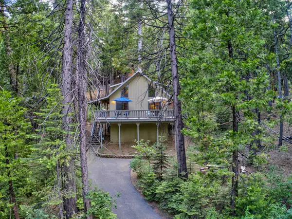 2429 Cheyenne Way, Dorrington, CA 95223