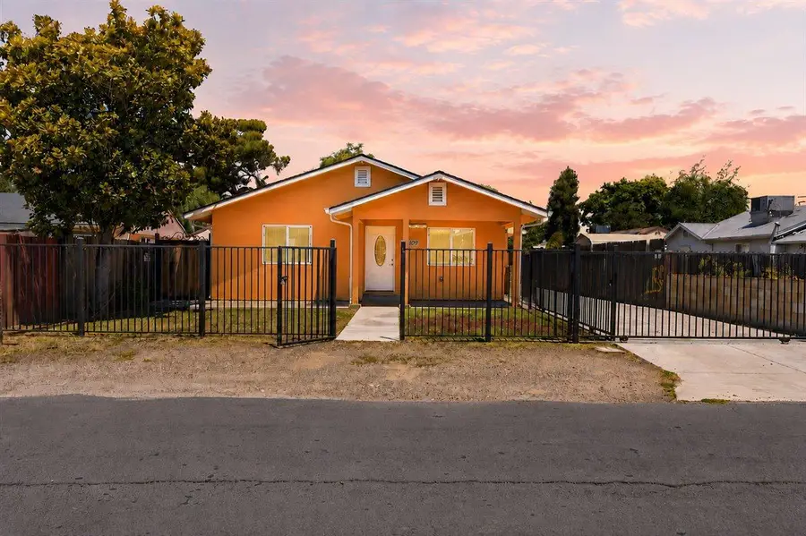 1709 Shaddox Avenue, Modesto, CA 95358 - #2