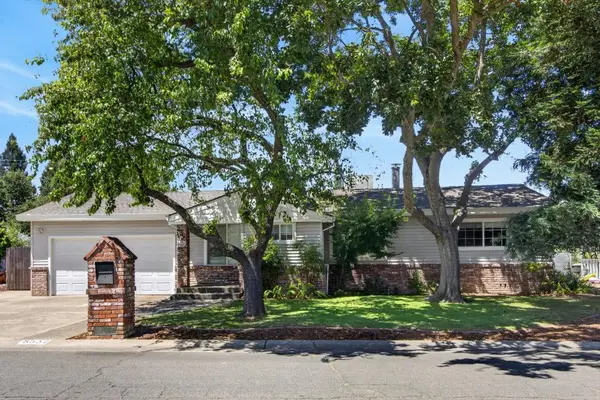 8537 Sheraton Drive, Fair Oaks, CA 95628