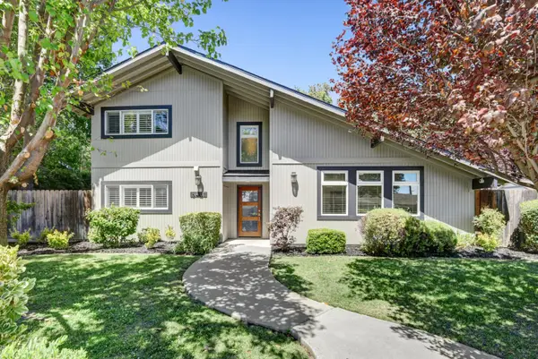 6481 Lake Park Drive, Sacramento, CA 95831