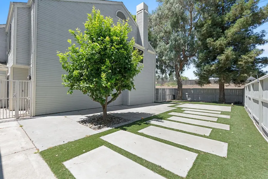 2930 Driftwood Place #17, Stockton, CA 95219 - #2