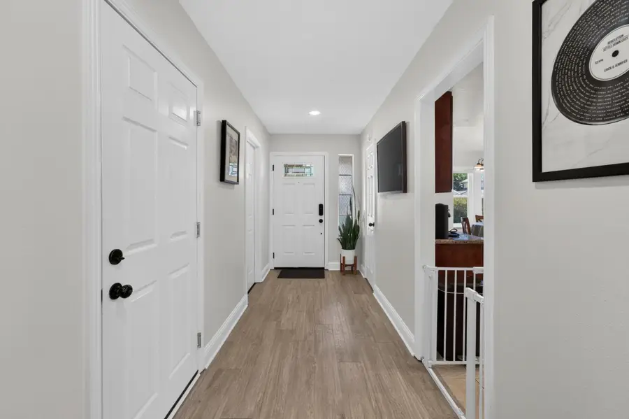 27 Rock Hill Court, Sacramento, CA 95833 - #3