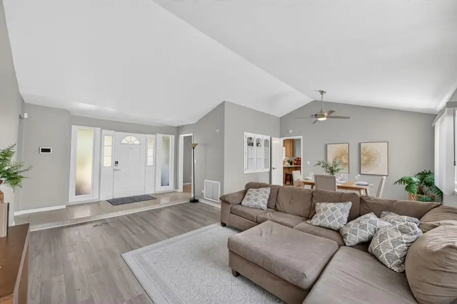 8030 La Riviera Drive, Sacramento, CA 95826 - #3
