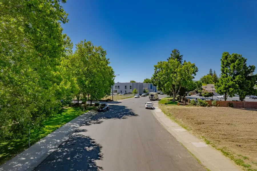 2391 Northview Drive, Sacramento, CA 95833 - #2