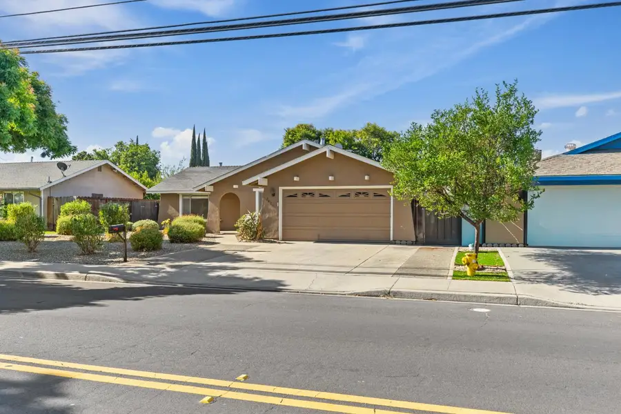 2820 E Orangeburg Avenue, Modesto, CA 95355 - #2
