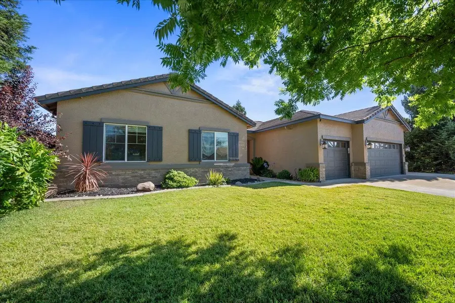 1080 Elk Hills Drive, Galt, CA 95632 - #2
