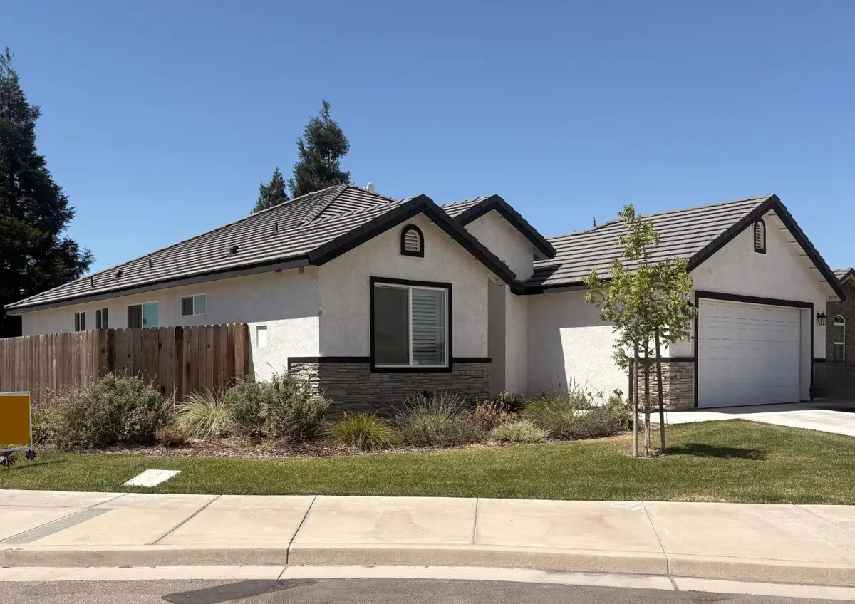 2024 De La Vina, Atwater, CA 95301 - #1