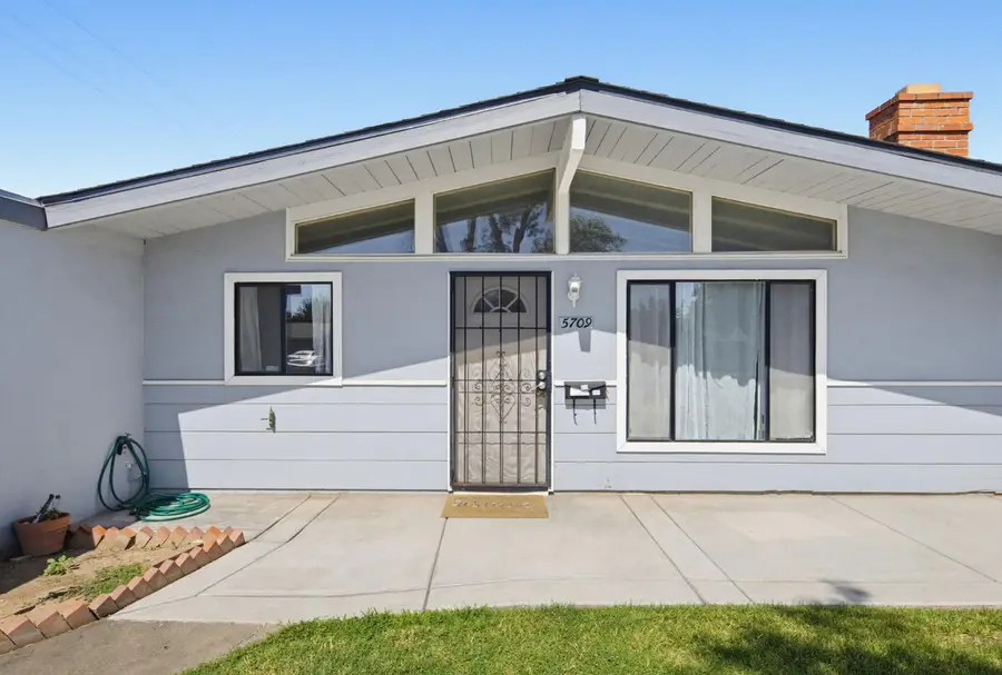 5709 El Campo Way, North Highlands, CA 95660 - #2