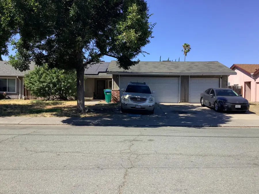 1909 SW Comstock Drive, Stockton, CA 95209 - #3