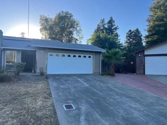 15 Governors Court, Sacramento, CA 95817 - #1