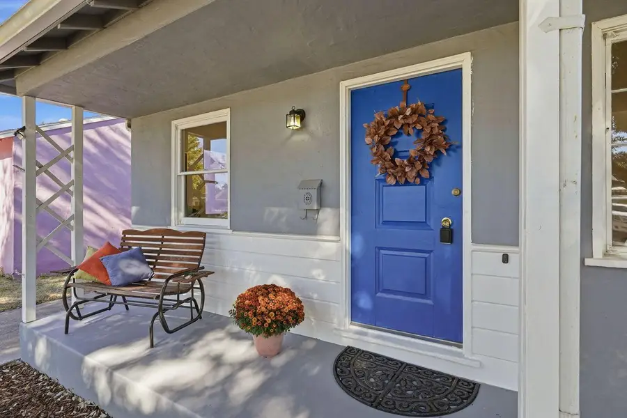 1135 Darnel Way, Sacramento, CA 95822 - #2