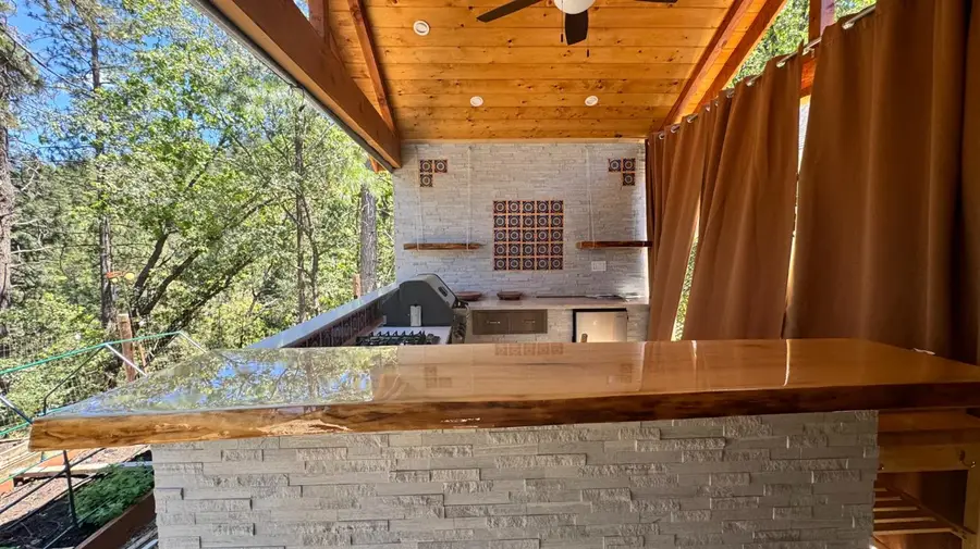 1800 Red Ciiff, Lakehead, CA 96051 - #2