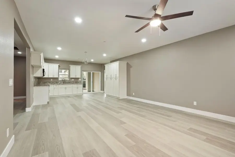 9421 Carter Court, Stockton, CA 95209 - #3
