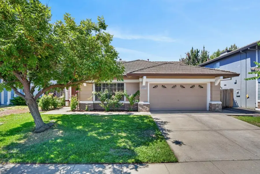 8874 Mandalay Way, Elk Grove, CA 95624 - #2