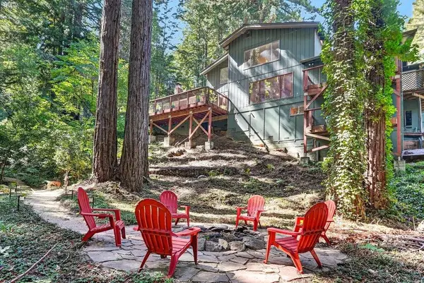 877 Lost Acre Drive, Felton, CA 95018