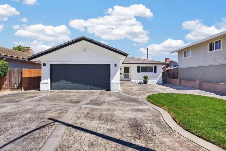 2119 Debbie Lane, Lodi, CA 95242 - #2