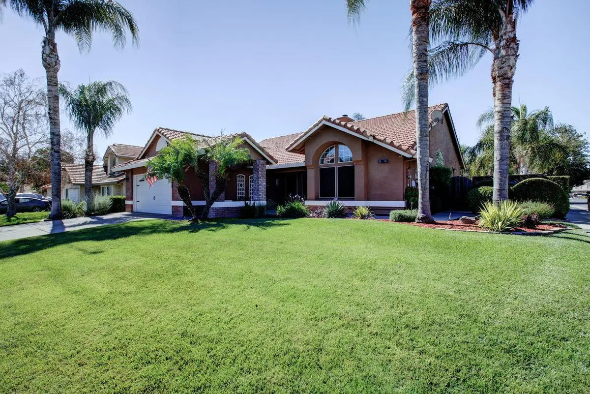 1029 Neal Street, Los Banos, CA 93635 - #1