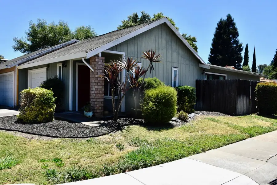 1802 Urbana Way, Sacramento, CA 95833 - #2