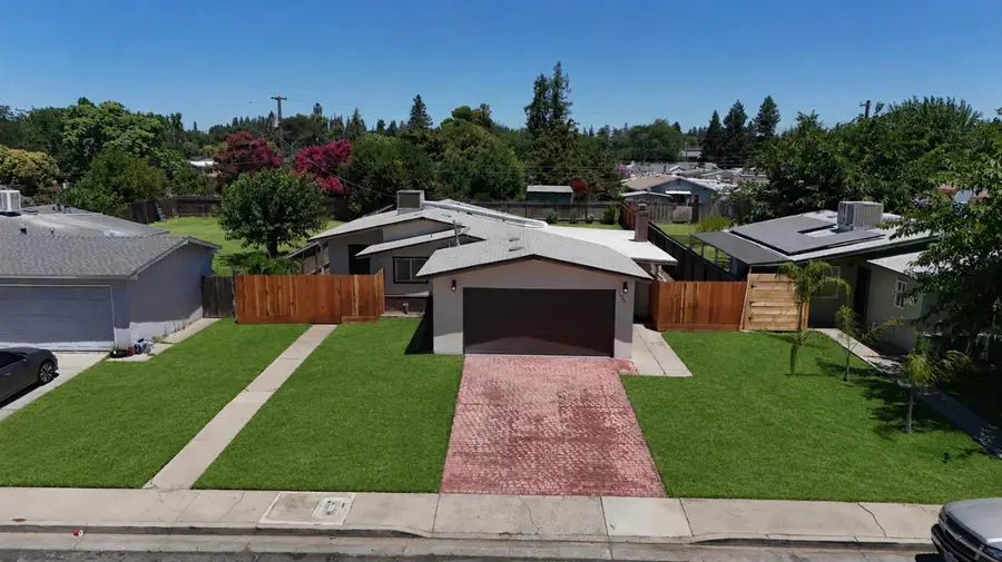 1575 Primrose Avenue, Merced, CA 95340 - #2