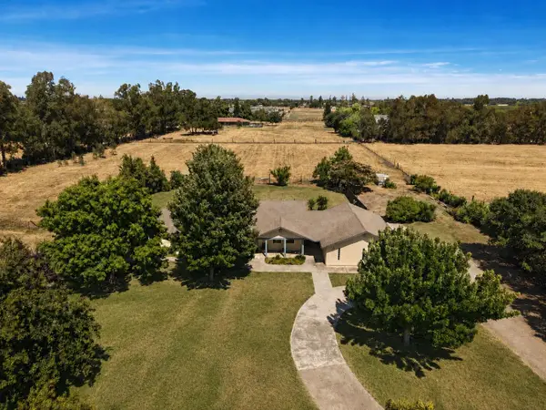 11220 N Golfview Road, Lodi, CA 95240