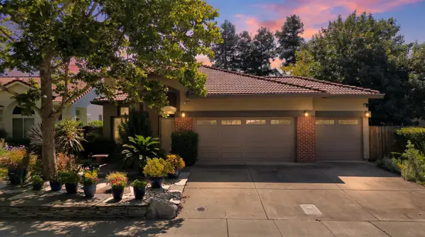 908 Santiago Street, Davis, CA 95618